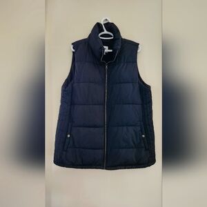 Old Navy Black puffy vest